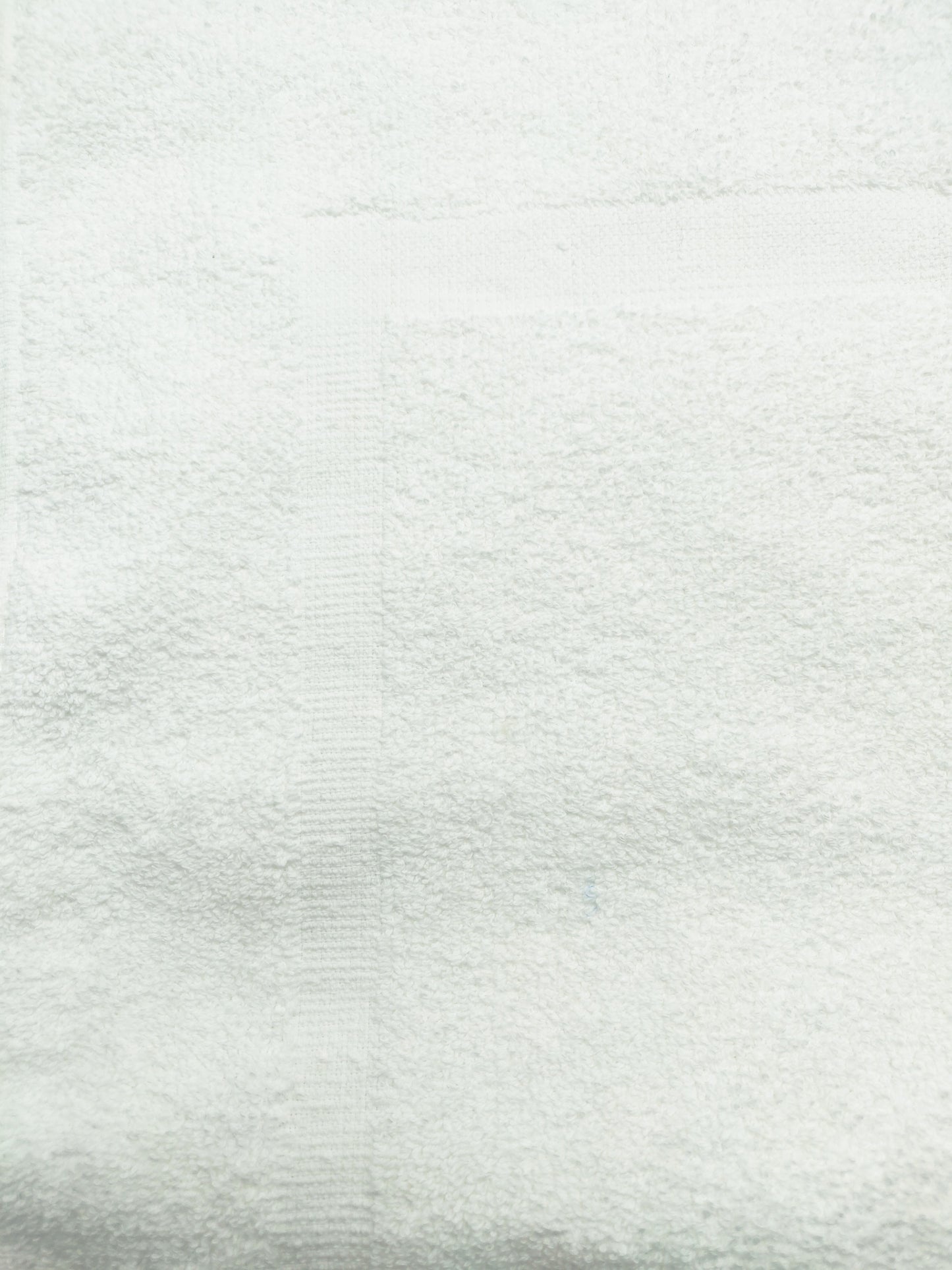 American Towels & Linens Bath Mats for Bathroom - 100% Ring-Spun Cotton White Bath Mat - Super Absorbent, Machine Washable Bath Mats - Professional Grade Shower & Tub Bath Mats (20" X 30")